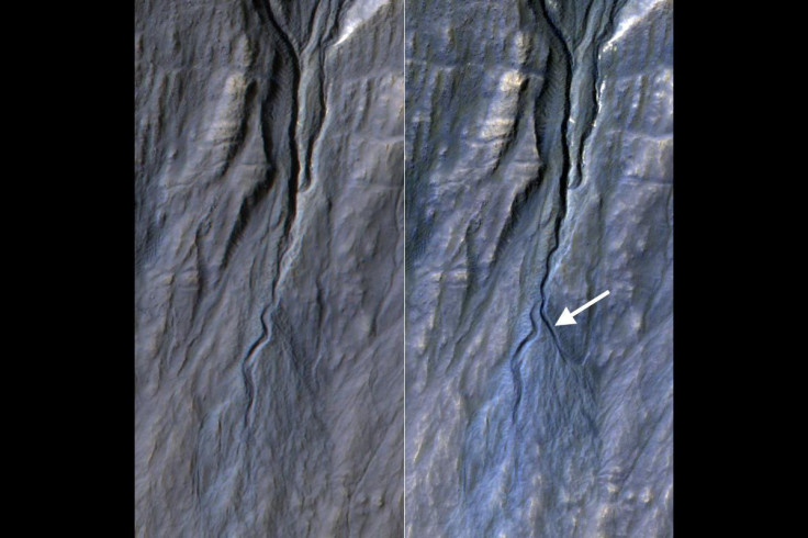 Mars-DryIce-Gullies 