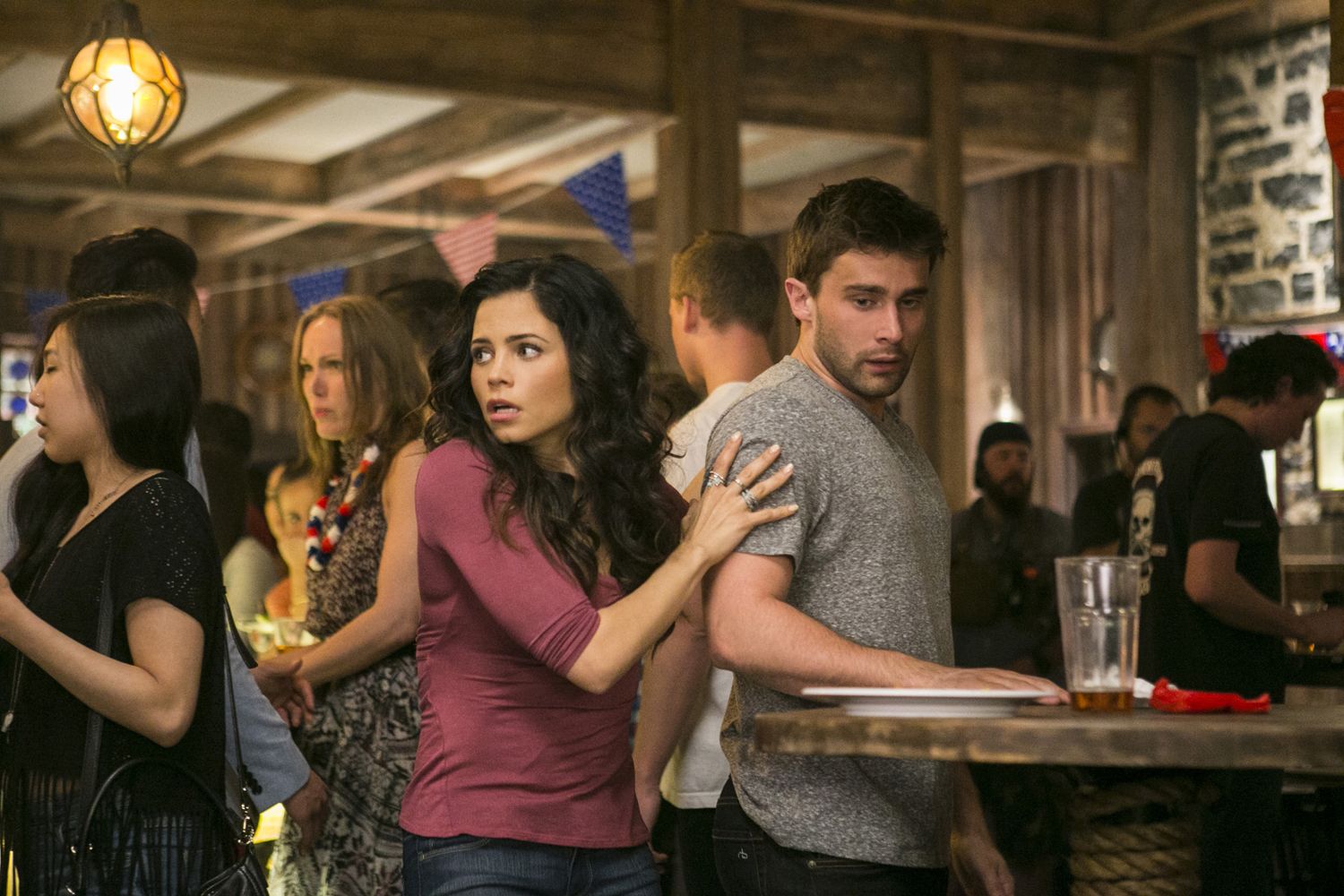 ‘witches Of East End Season 2 Spoilers A Shocking Death Shakes The