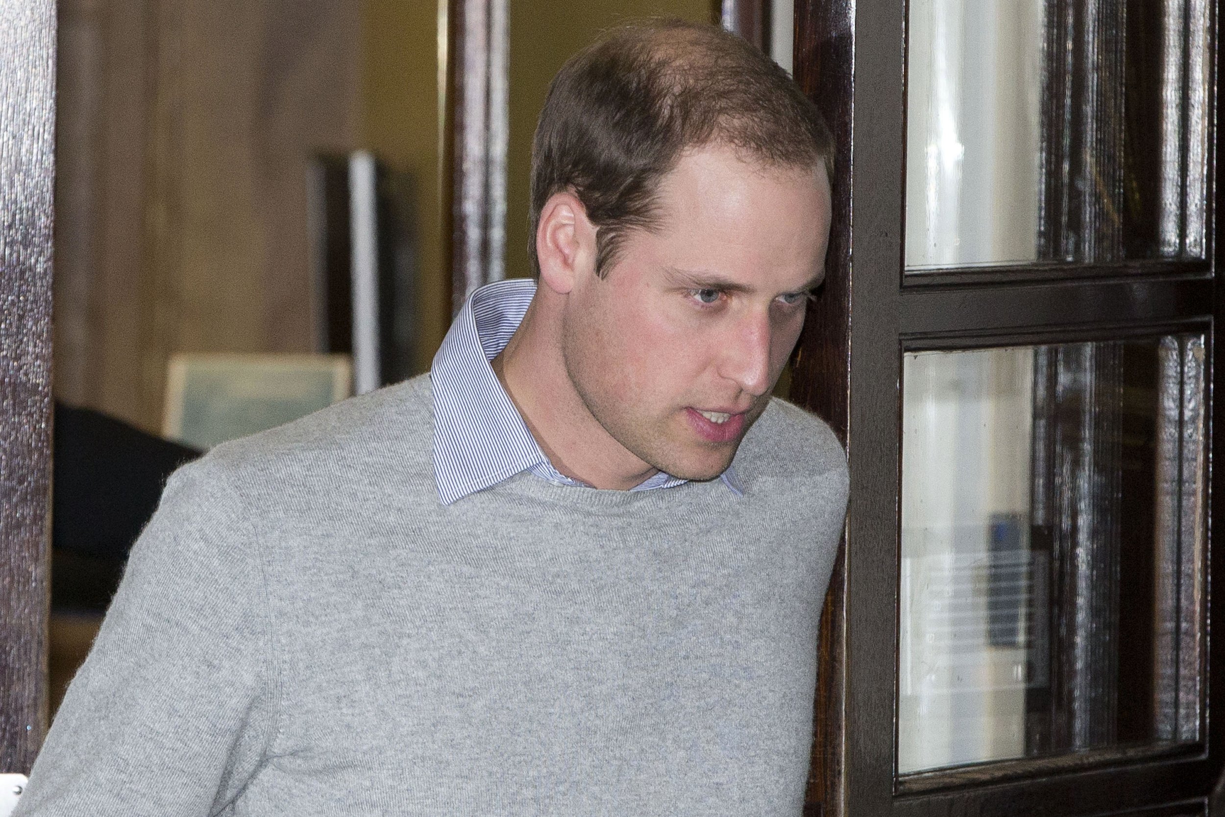 Prince William visiting Kate Middleton in hospital