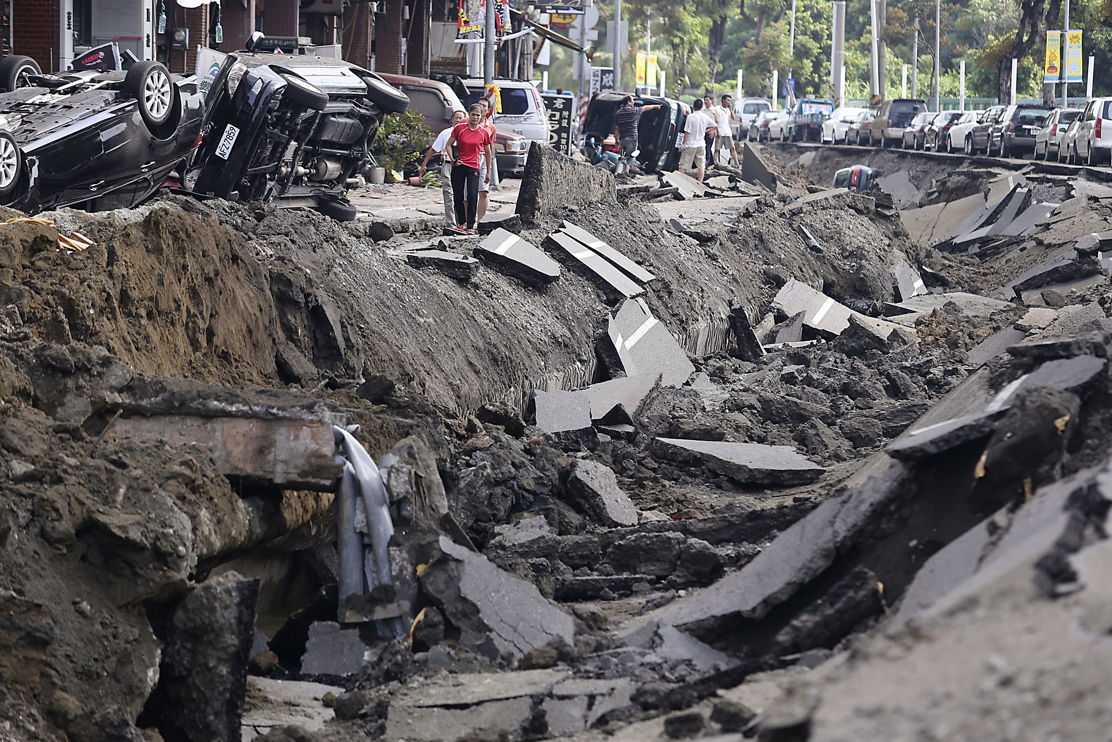 Taiwan Gas Leak Explosions Kill At Least 25