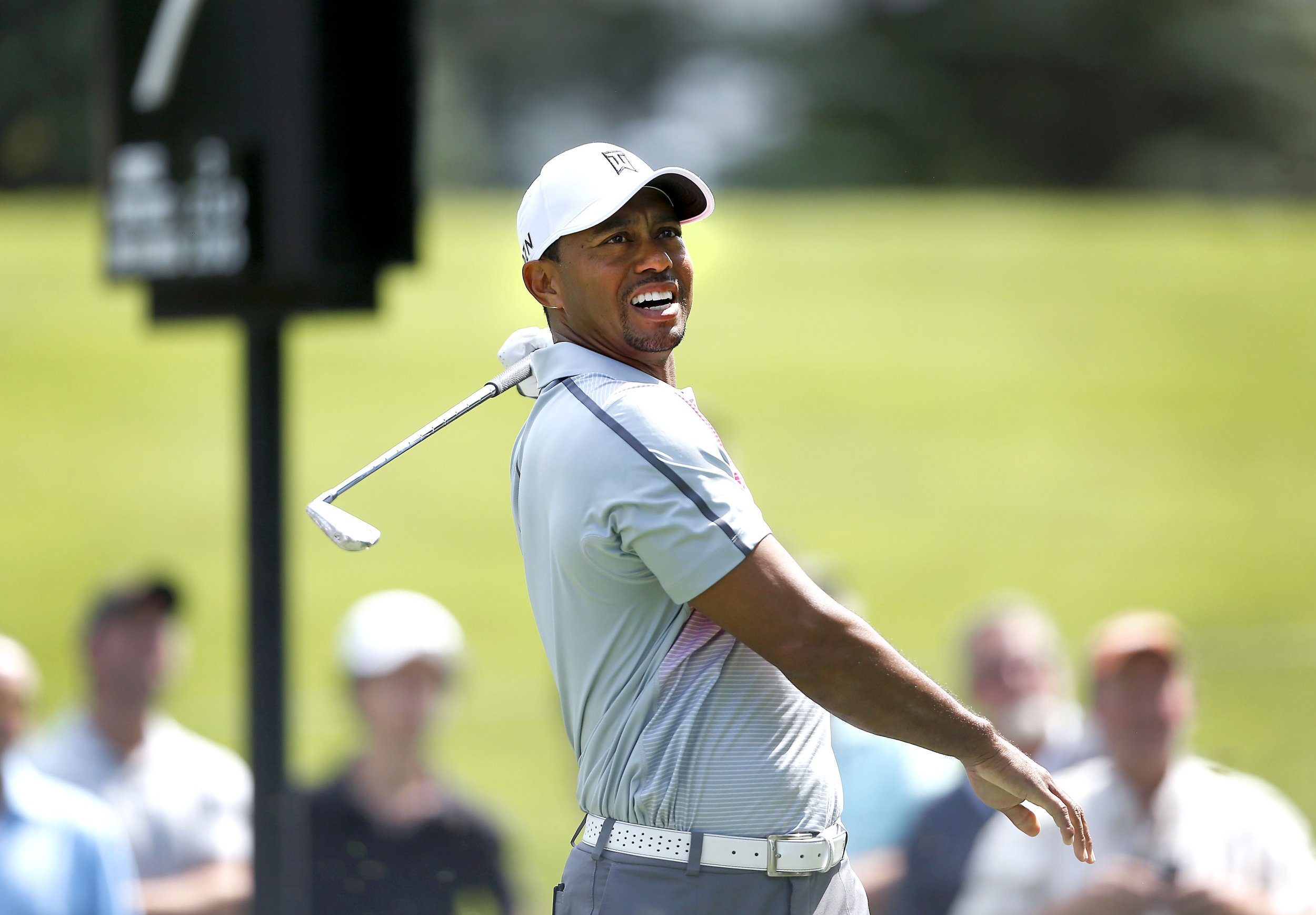 VIDEO Tiger Woods F-Bomb: Golf Star Curses At CBS Camera Man During ...