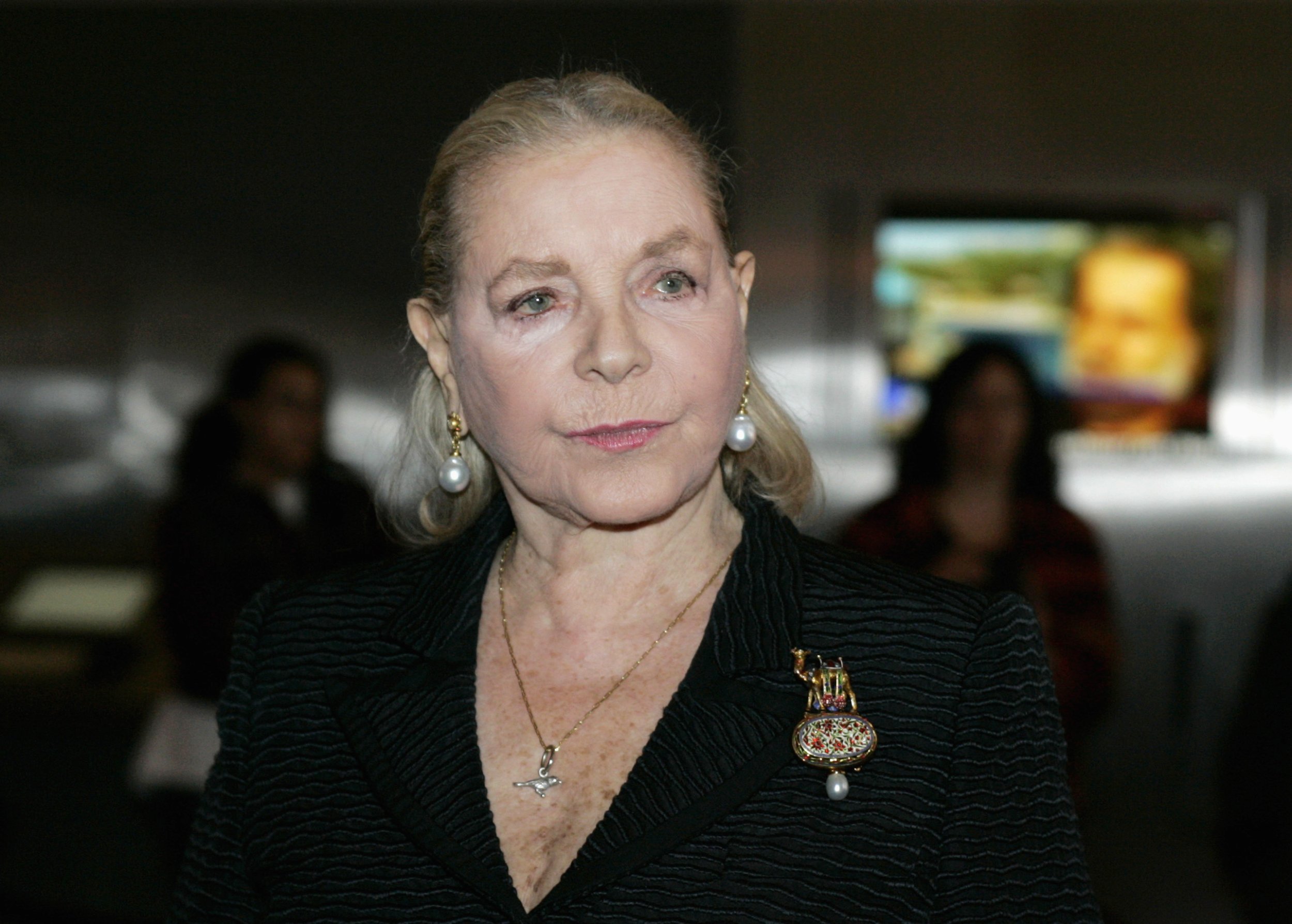 Lauren Bacall Dead: Actress And Wife Of Humphrey Bogart Died At Age 89