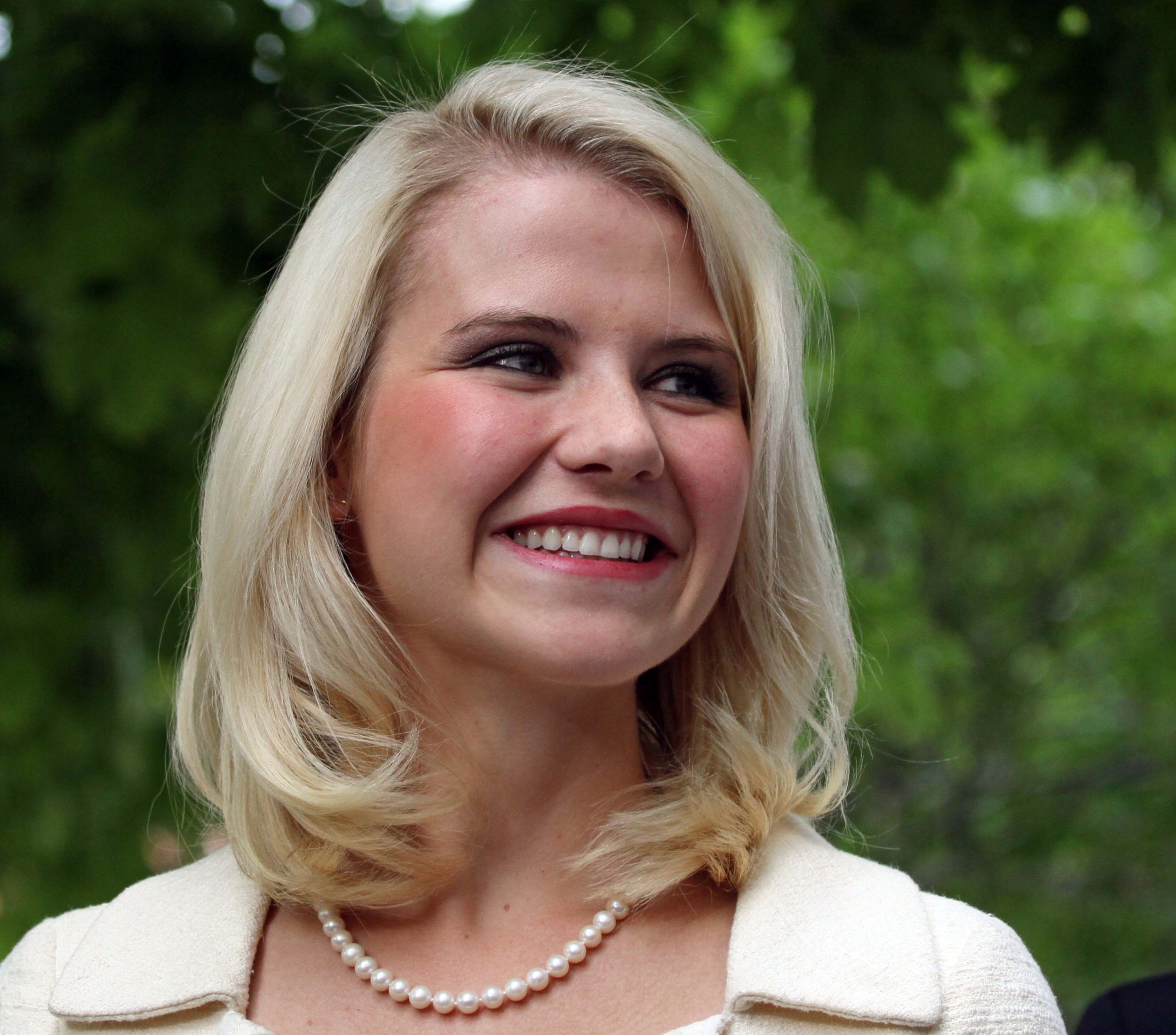 Elizabeth Smart Recounts Her Kidnapping At Conference To Fight Human