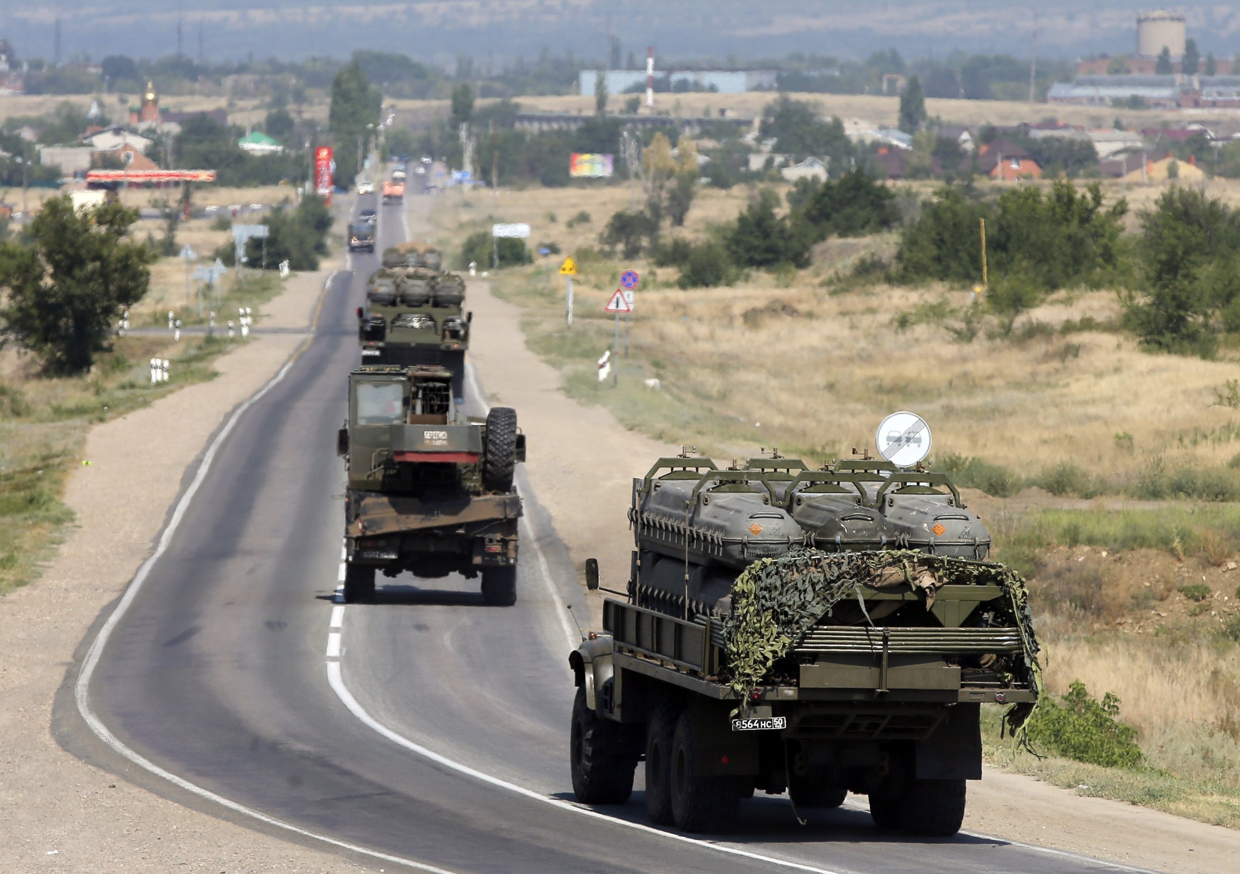 Ukraine: 1,200 Soldiers And 150 Armored Vehicles Joining Separatists ...