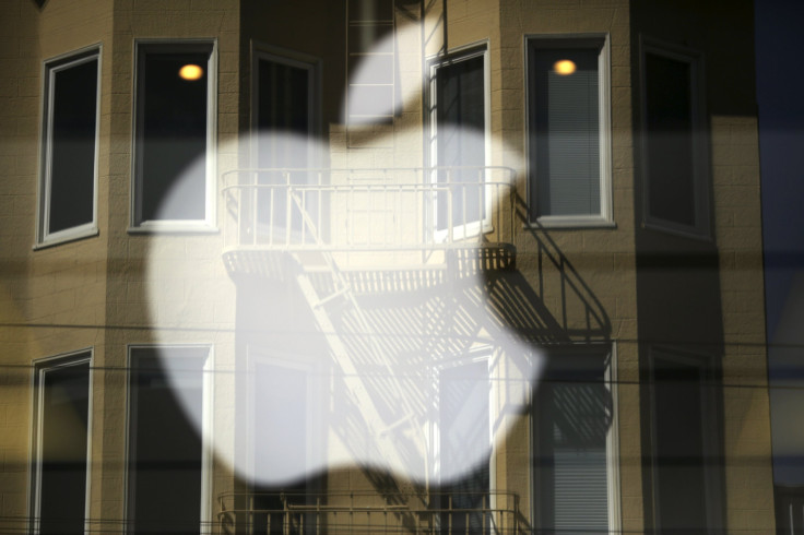 Apple iWatch Delay 2015