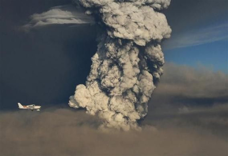 latest-scenes-iceland-volcano-eruption-aftermath-photos