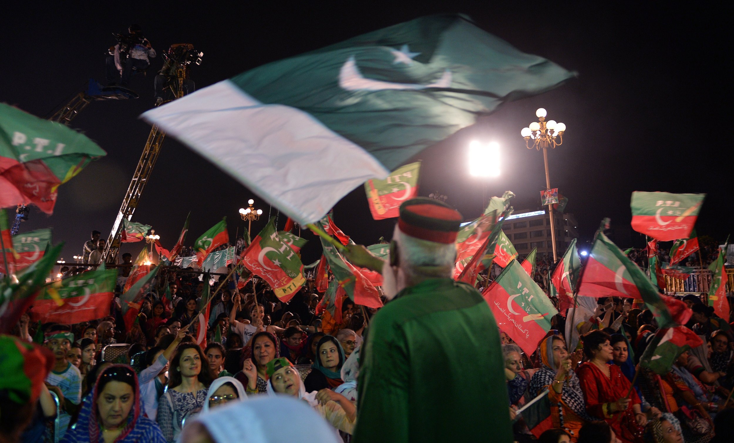 What's Going On In Pakistan? IBTimes