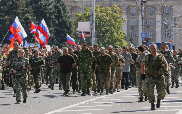rebels parade ukrainian soldiers