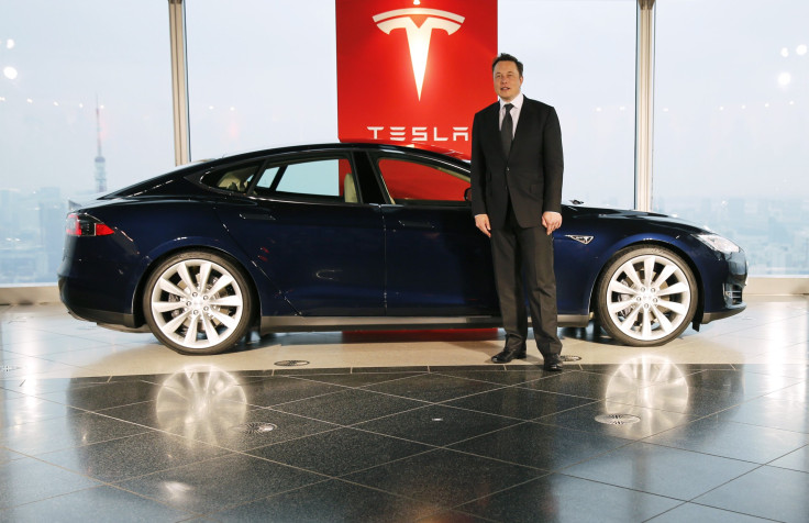 Elon Musk Tesal Model S