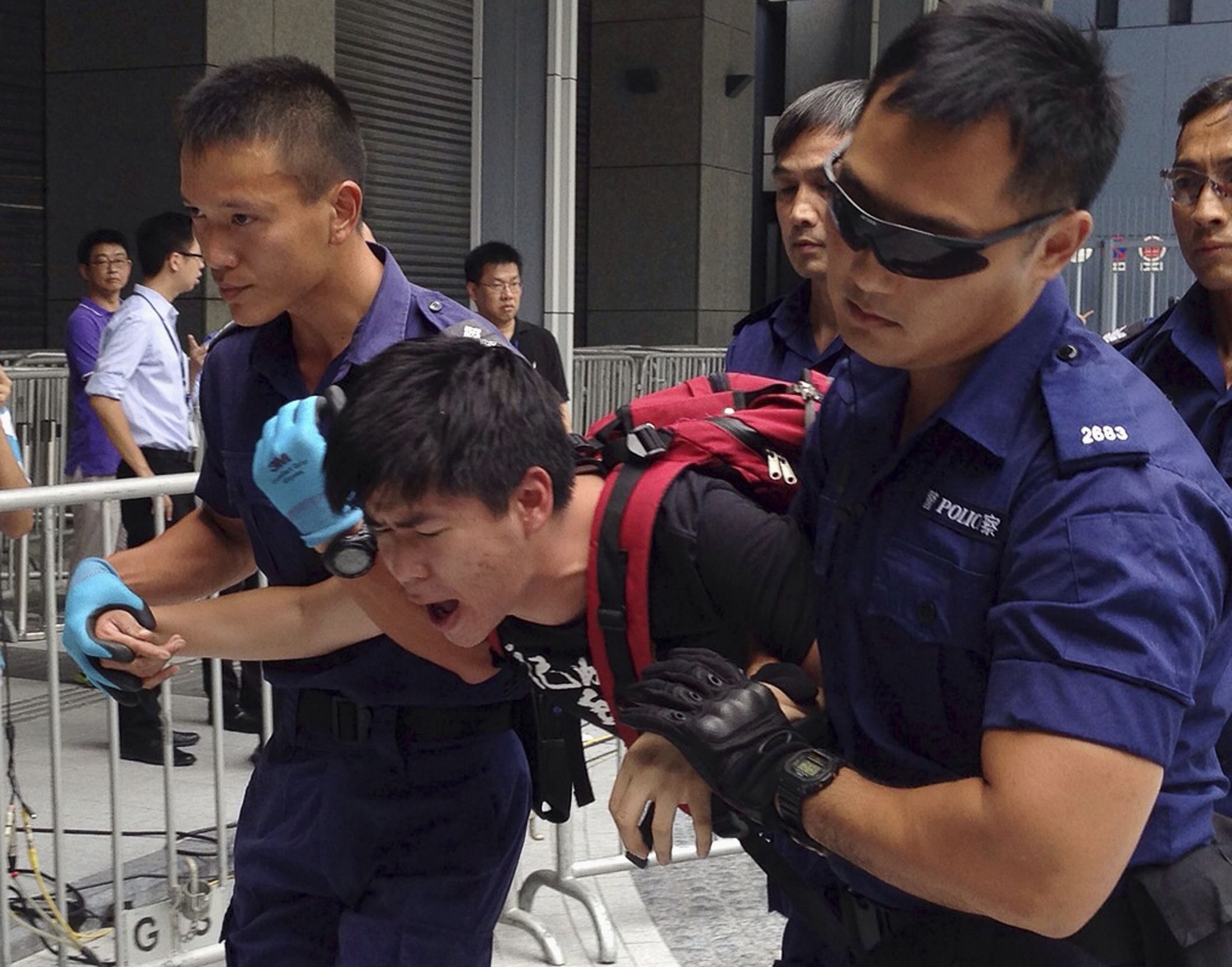 Hong Kong Police Arrest Protesters Who Stormed Government Headquarters ...