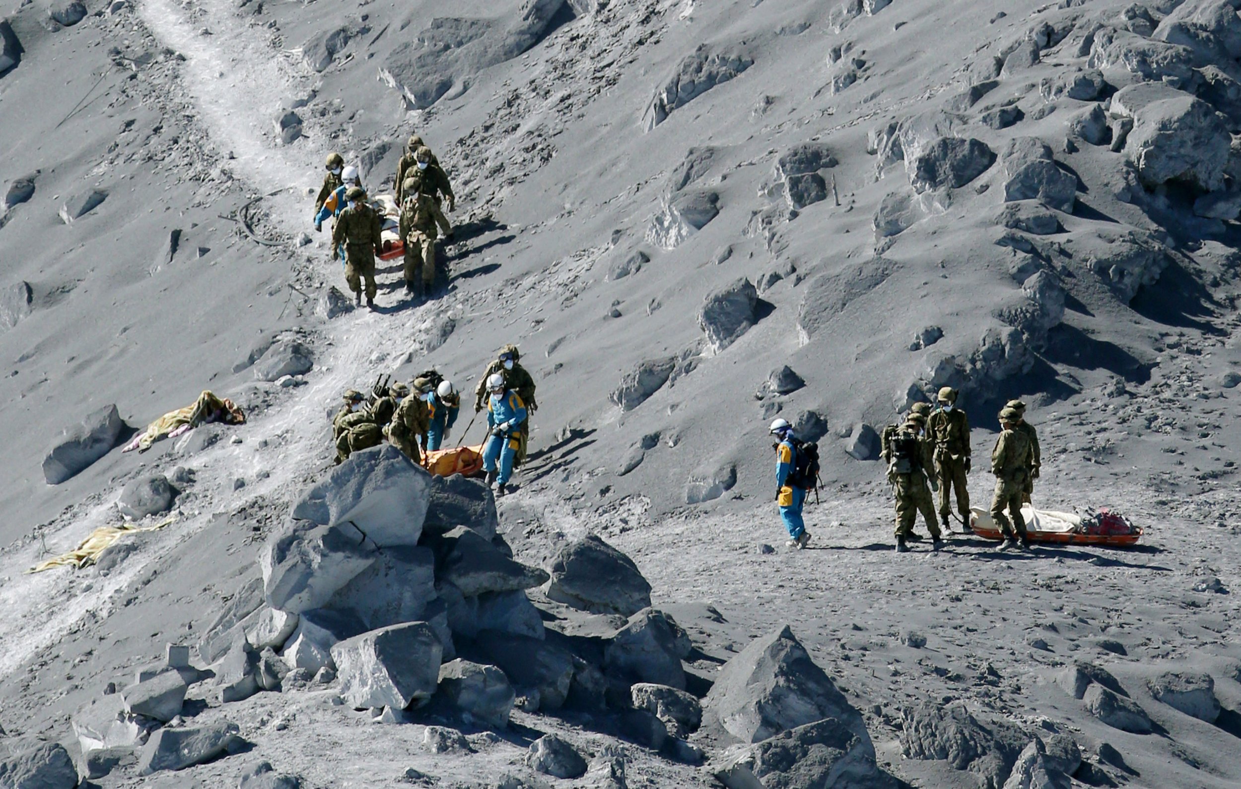 Mount Ontake Rescue Efforts