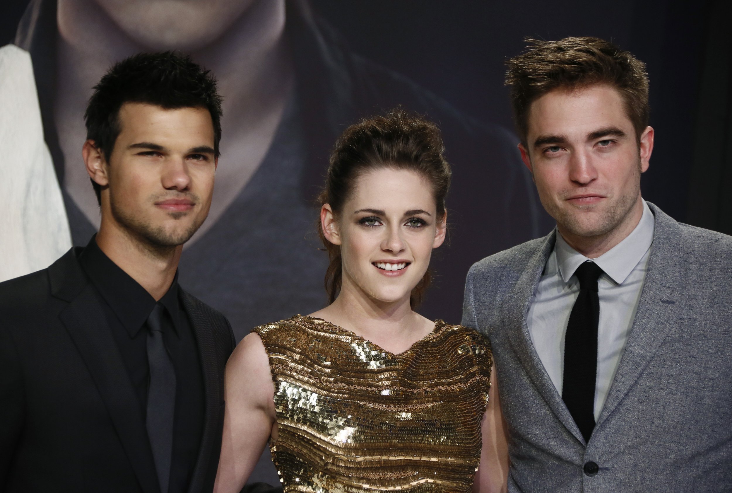 Twilight' Screenwriter Melissa Rosenberg Spills Biggest Script Regret:  Edward Cullen's 'Spider Monkey'