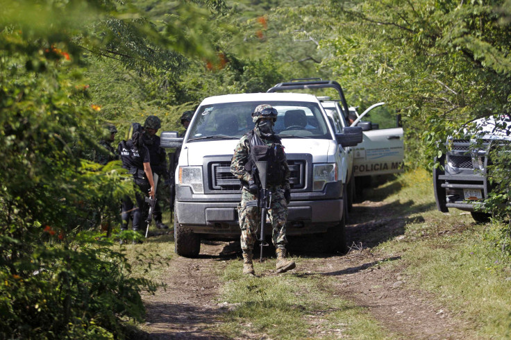 2014-10-05T002206Z_1_LYNXNPEA94007_RTROPTP_4_MEXICO-VIOLENCE