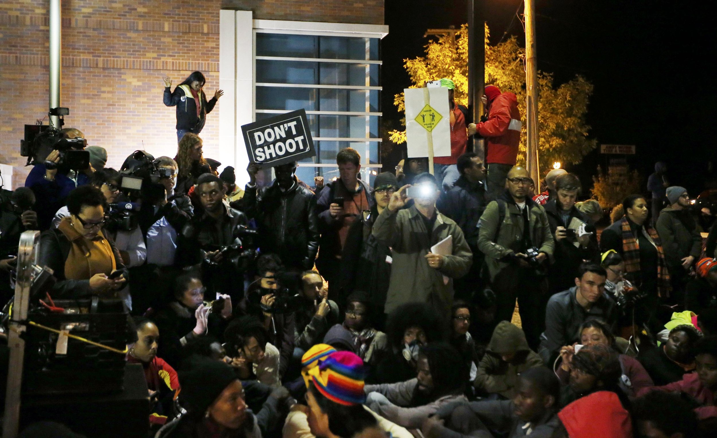 Dozen Arrested In St. Louis Mike Brown Protest; Police Allegedly Pelted ...