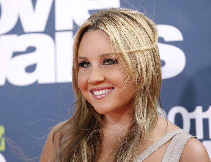 Amanda Bynes fiance microchip