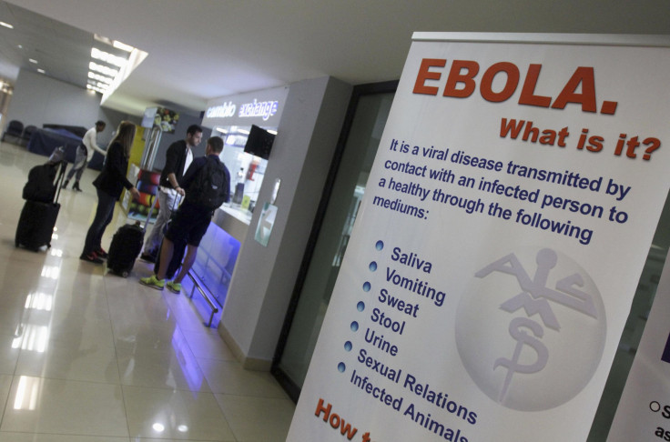 Ebola warnings at airports