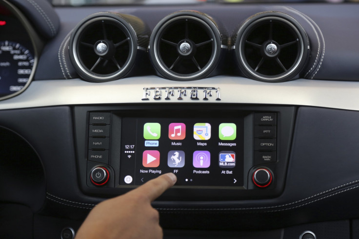 Apple CarPlay 