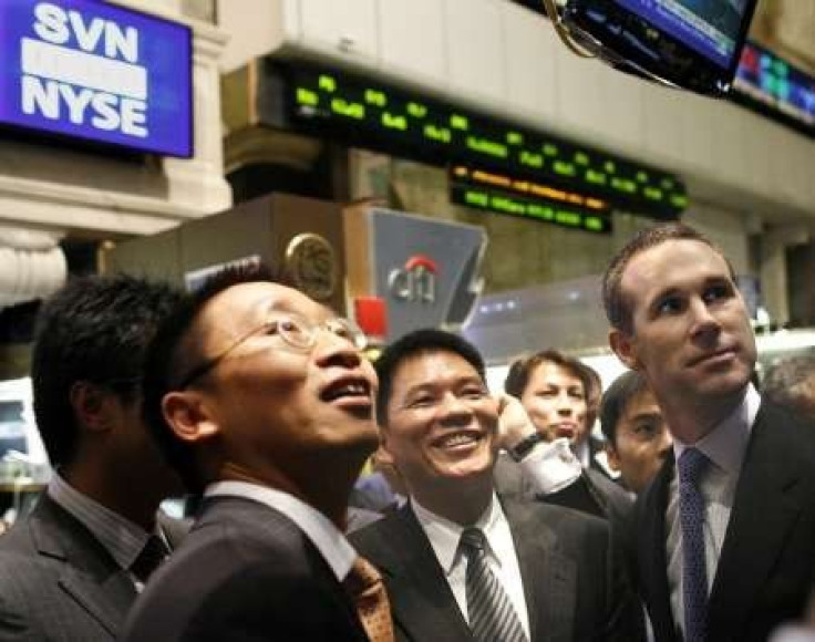 HK, China shares up as investors eye earnings, banks lead