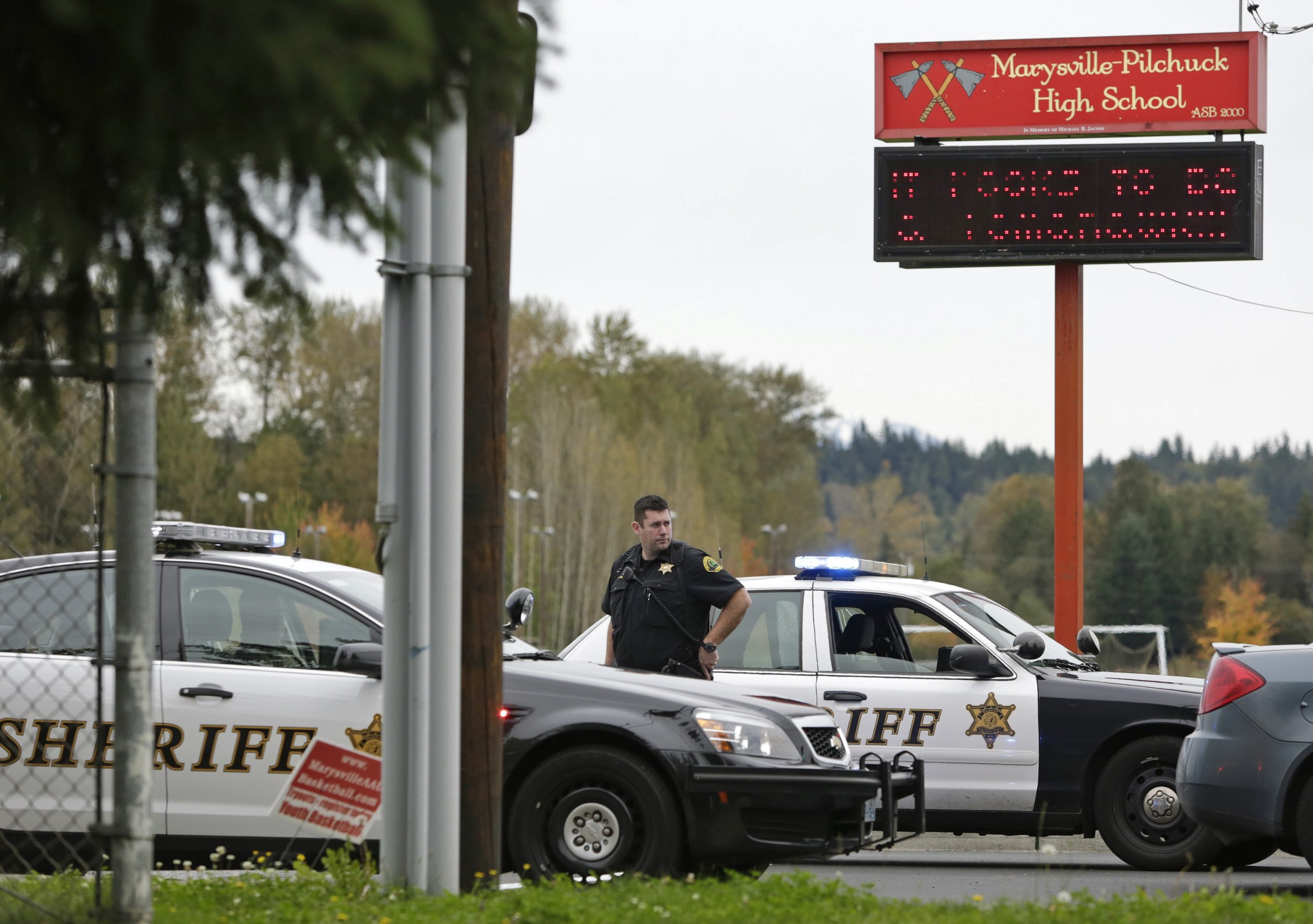 Marysville-Pilchuck High School Shooting: Timeline Of School Gun Deaths ...