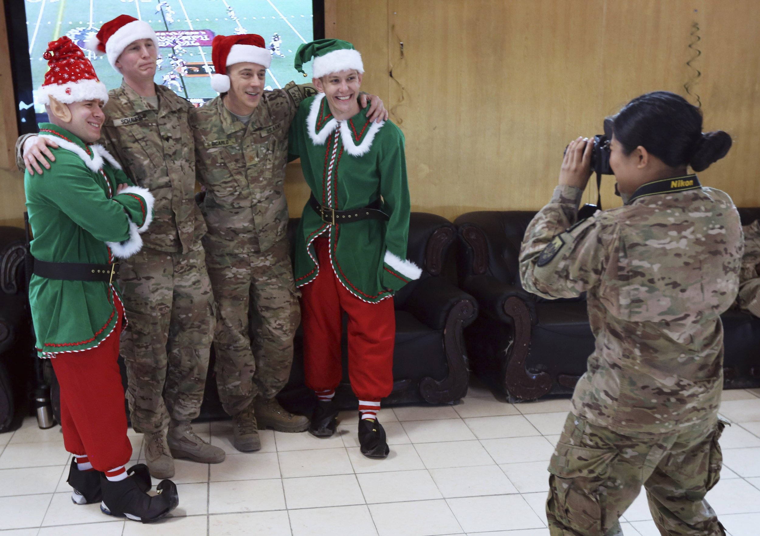 how-to-send-christmas-cards-to-soldiers-overseas-2014-charities