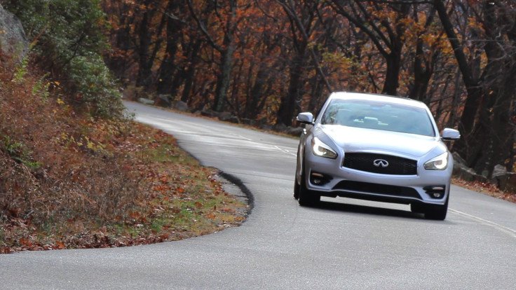 Infiniti Q70S Cornering