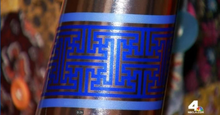 swastika-wrapping-paper