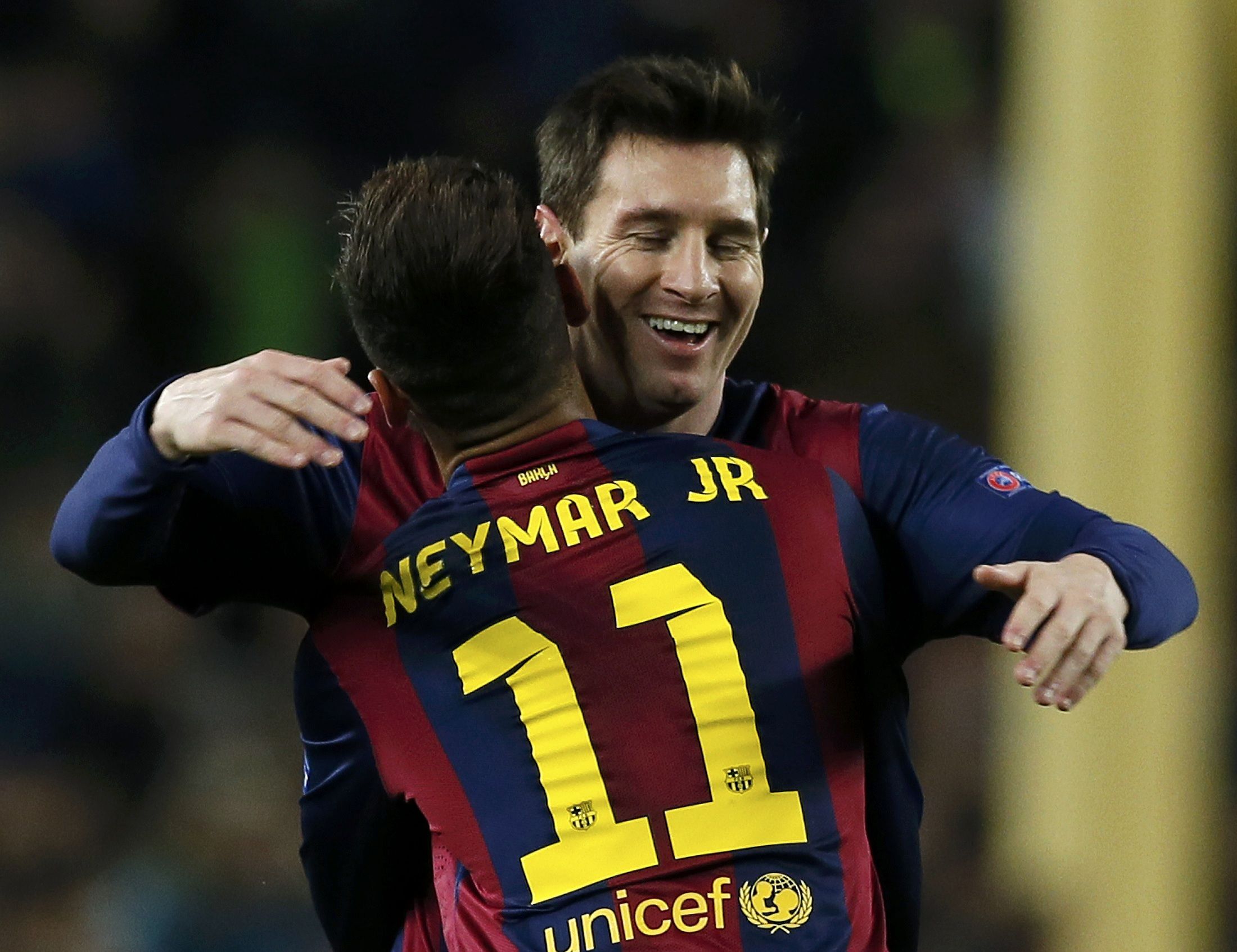 VIDEO Barcelona 3-1 PSG: Highlights, Goals; Messi, Neymar And Suárez ...