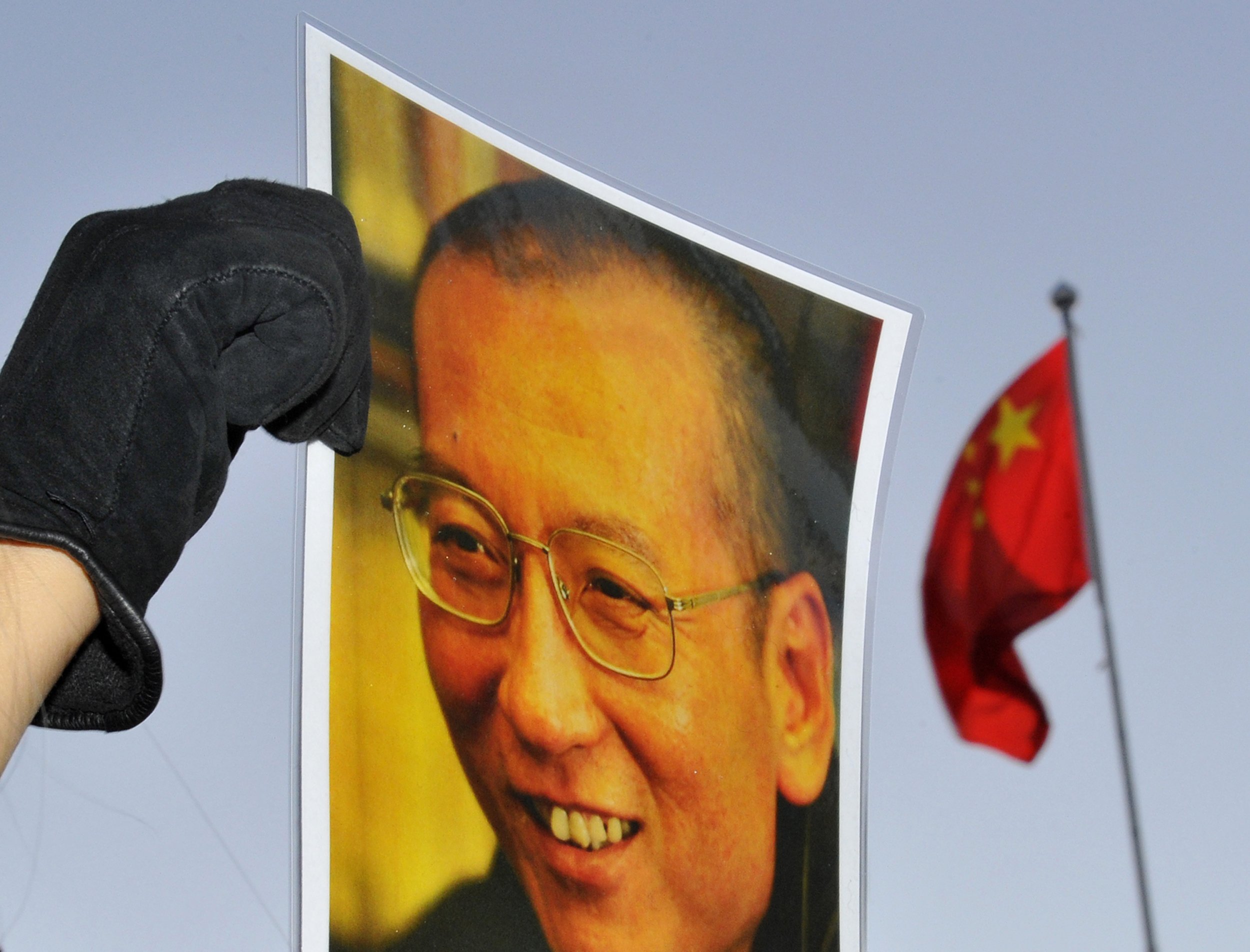 China Political Prisoner Liu Xiaobo Smuggles Out Message Pay Attention   Rtxvkky 