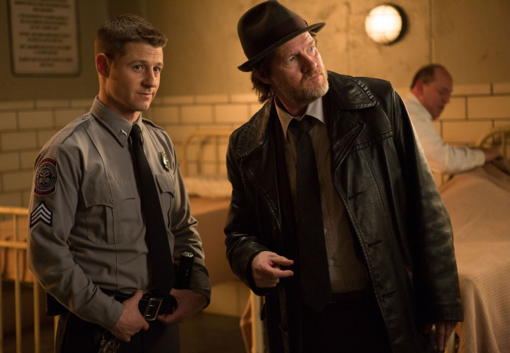 Gotham-ep111_scn33_18175_hires1