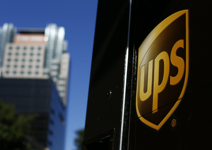 UPS, Fedex Expect High Holiday Returns