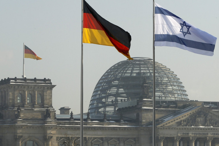 German and Israeli flags