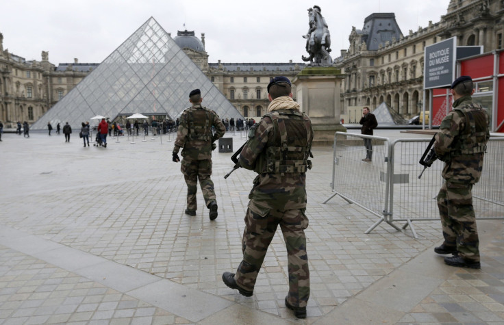 Louvre_ParisSecurity_Jan8