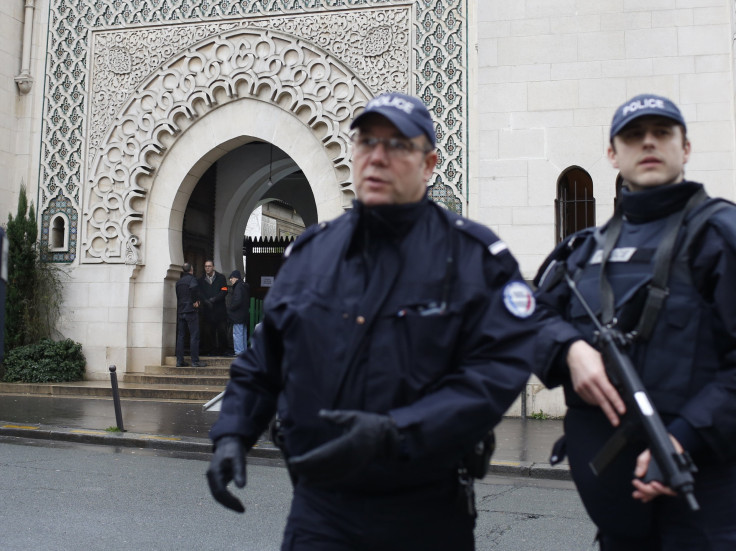 Paris Deli Standoff