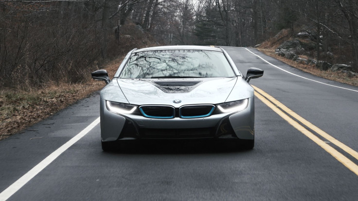 BMW i8 rolling 1