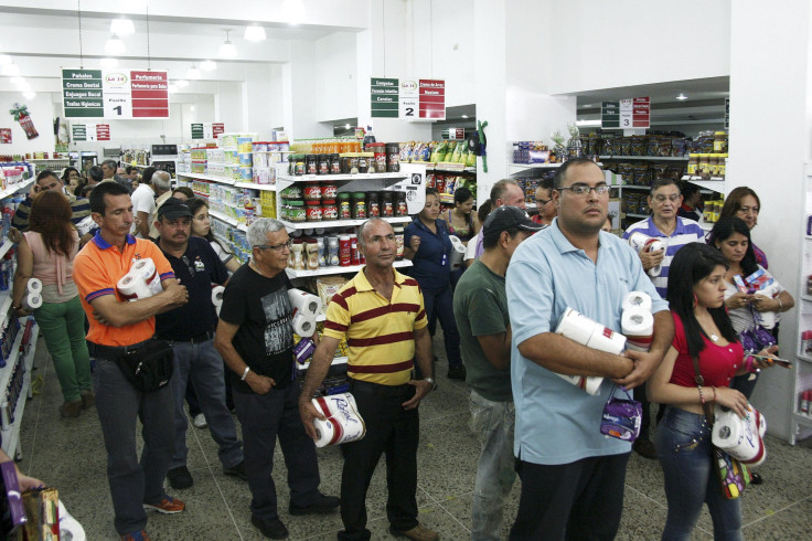 Venezuela Grocery Lines