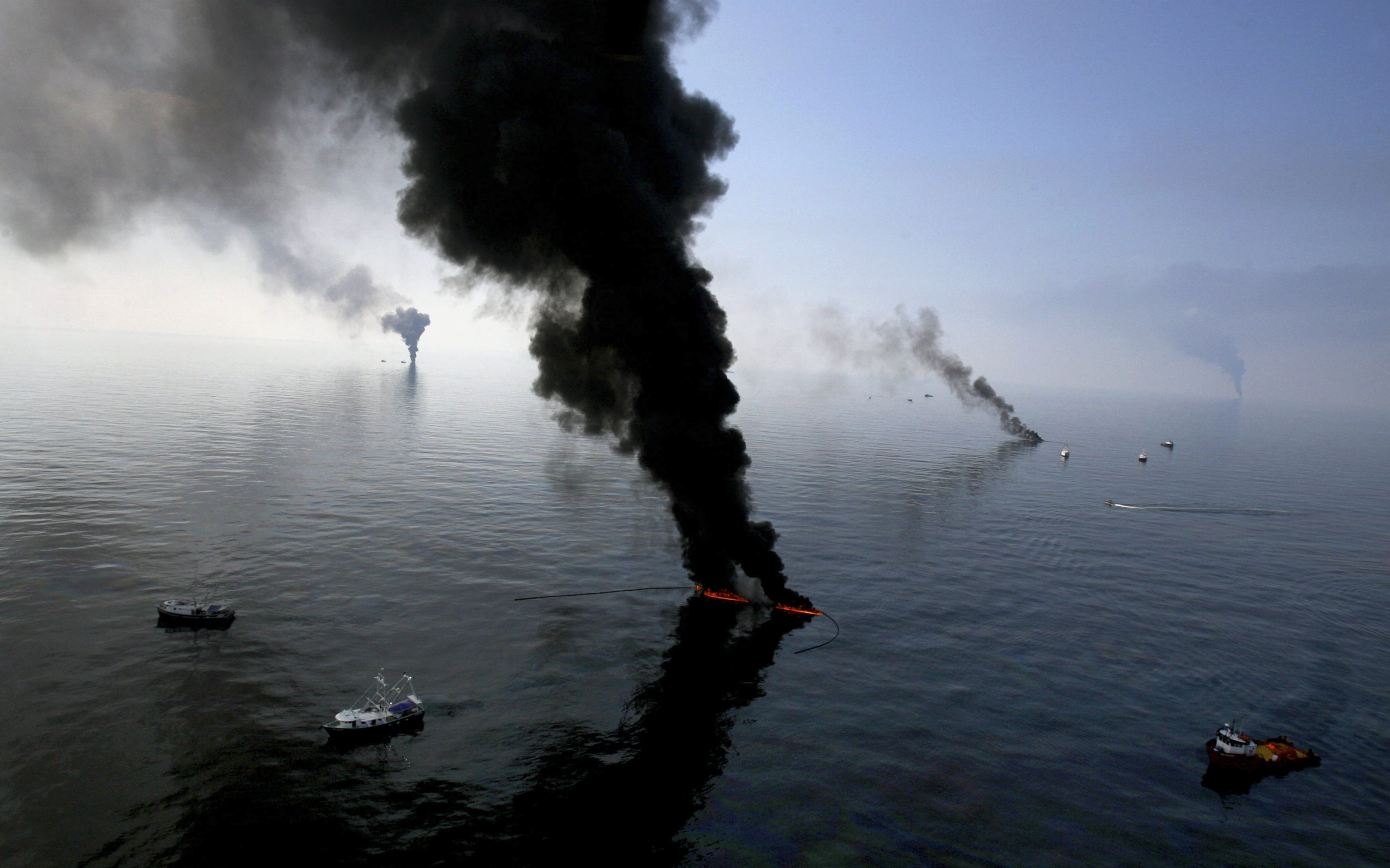 Bp Oil Spill British Energy Giant Faces 14b In Clean Water Act Penalties Over 2010 Gulf Of