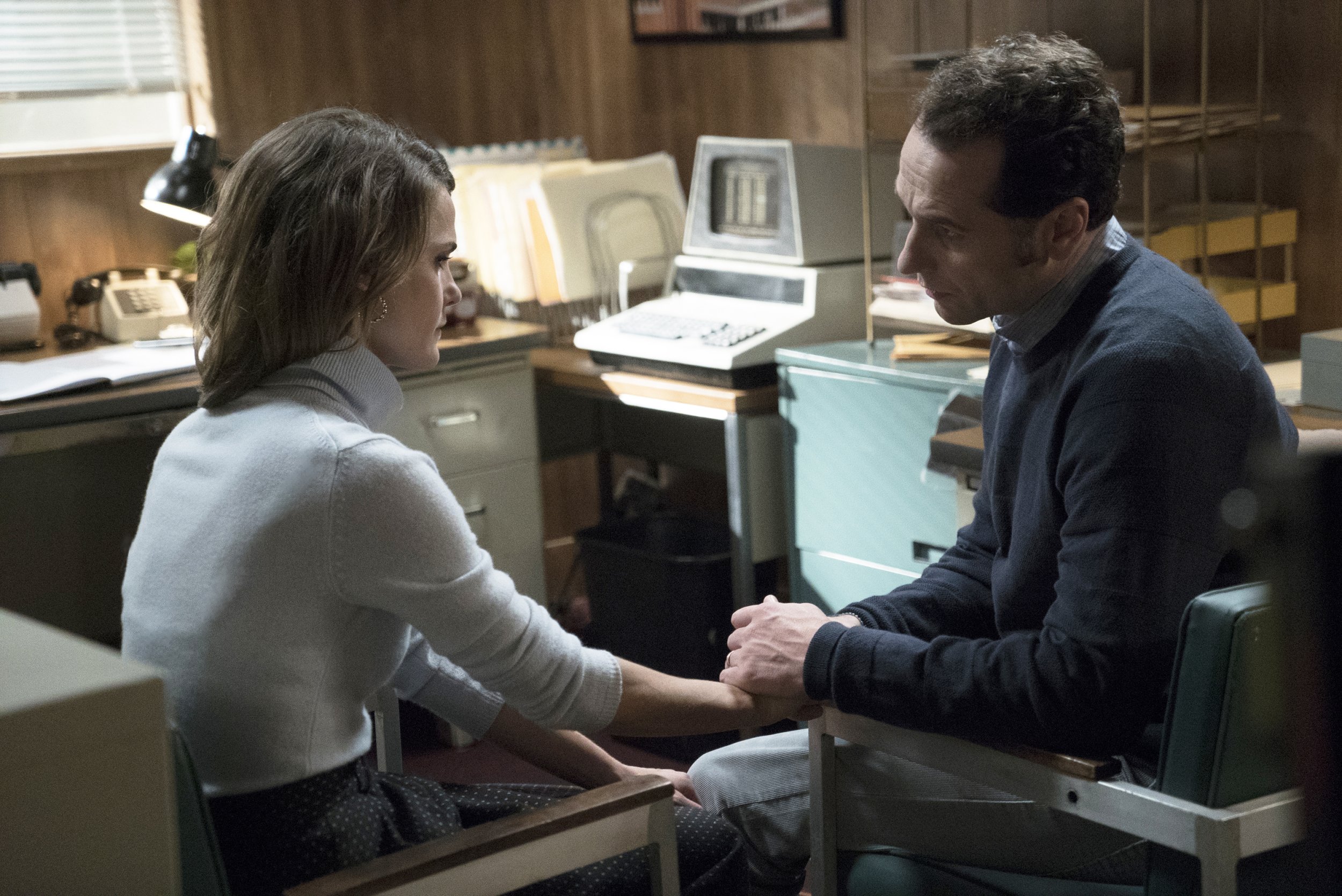 The Americans Season 3 Spoilers 7 Things To Know Before The Jan 28 Premiere Video Ibtimes 