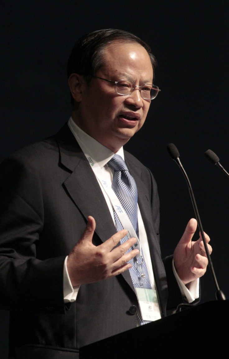Wang Jianzhou, chairman of China Mobile Communications Corporation, attends the Asian Financial Forum in Hong Kong January 17,2011. REUTERS/Tyrone Siu (