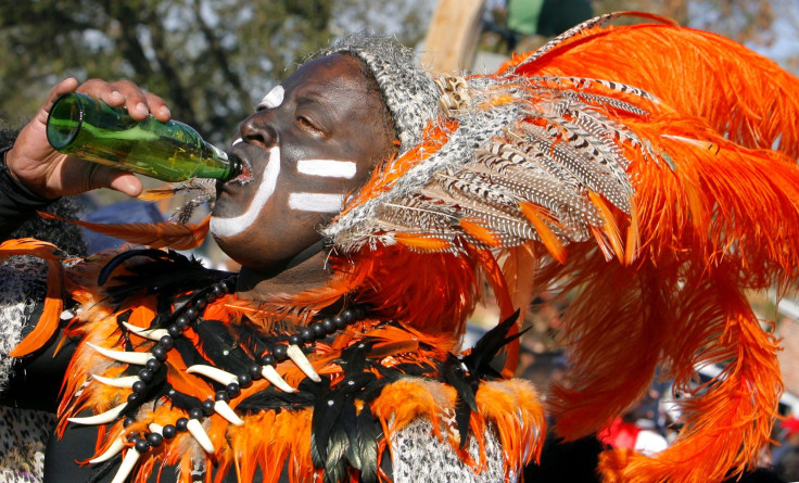 mardi-gras-drinking