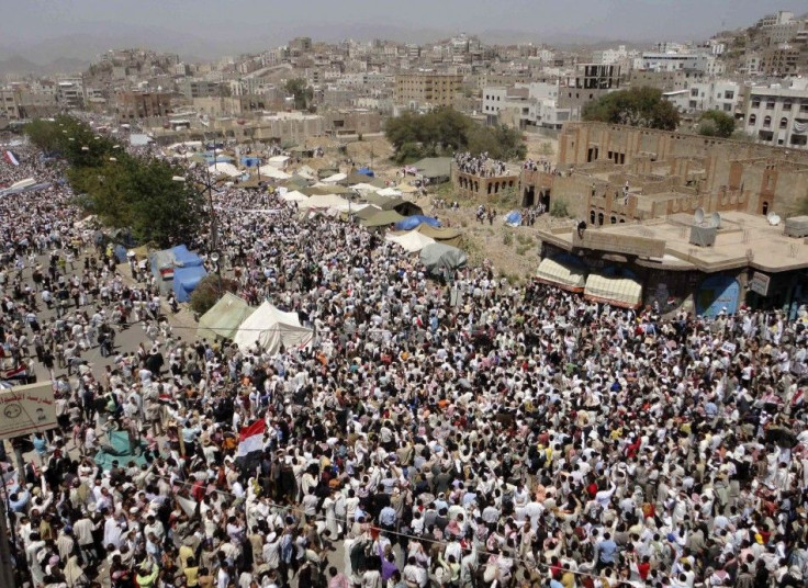 Anti-government protesters rally to demand the ouster of Yemen's President Ali Abdullah Saleh in the southern city of Taiz