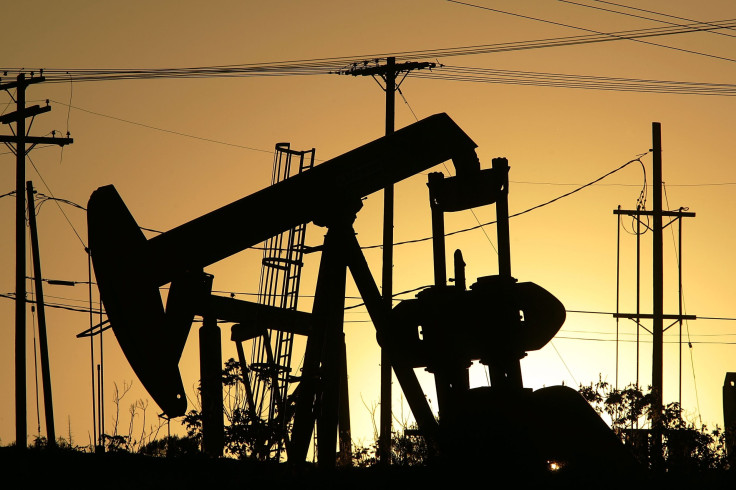Oil tops $60 for first time in 2015