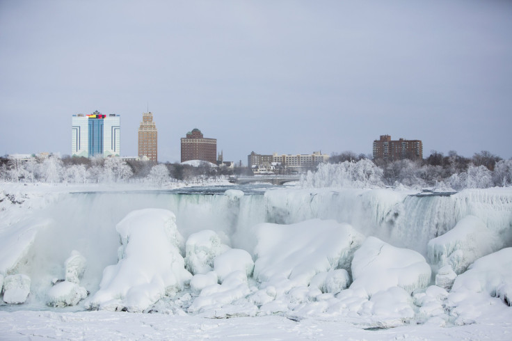 frozen-niagara