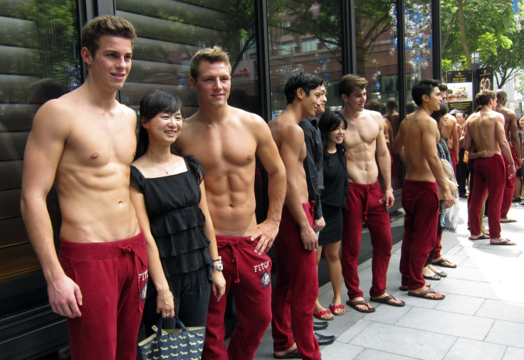 AbercrombieShirtless