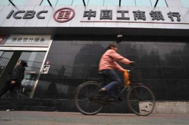 China to cut bank loans to local govts-regulator