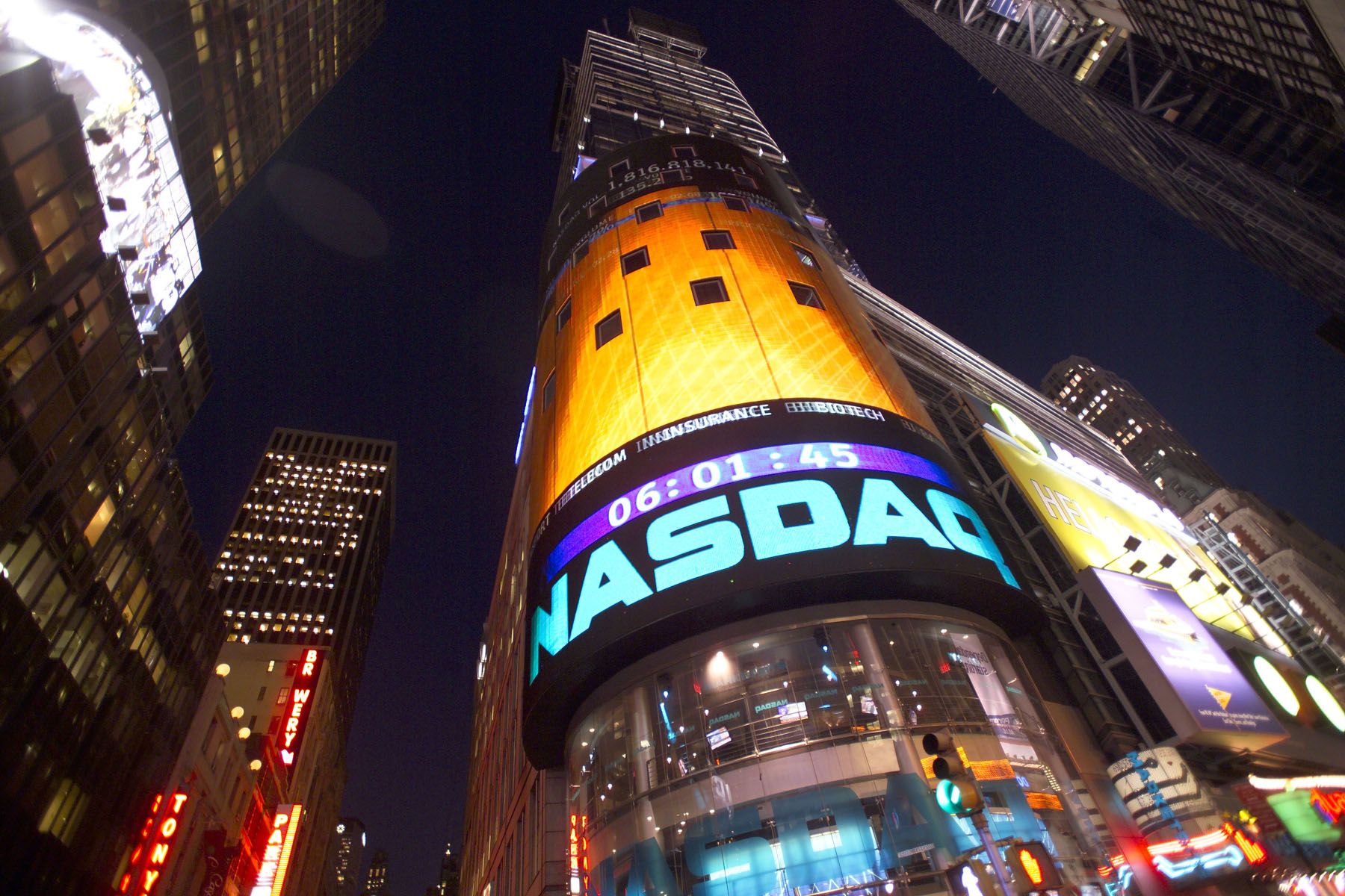 Nasdaq Composite 5000 Update: Index Closes Above Milestone For First ...