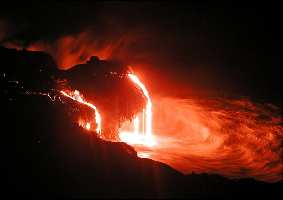 Kilauea Volcano Worlds most active volcano in Hawaii erupts PHOTOS.