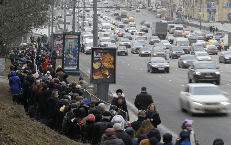 2015-03-03T094336Z_335539973_GM1EB331D4I01_RTRMADP_3_RUSSIA-NEMTSOV