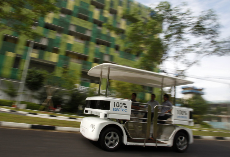 Driverless bus