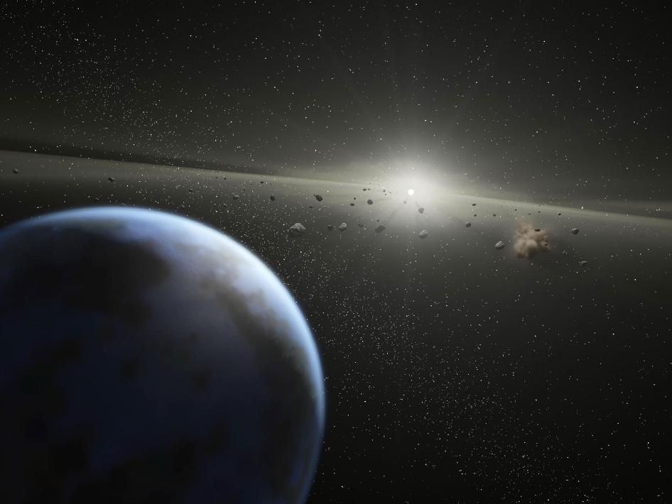 NASA Tracker: 3 Asteroids To Fly Past Earth On Monday | IBTimes