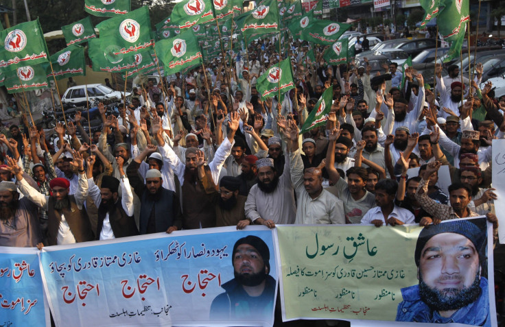 demonstration against the sentence of convicted killer Mumtaz Qadri in Karachi